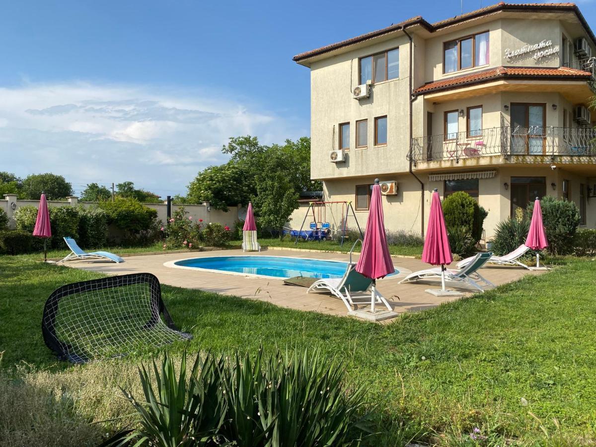Guest House Golden Flake 4Km From Bolata Beach Bŭlgarevo Exterior foto